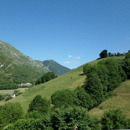 Bergerie Renovee Au Coeur Des Pyrenees Villa Campan Exterior photo